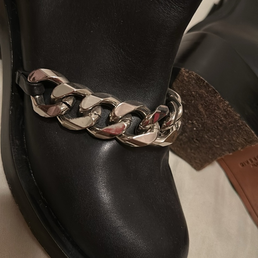 Givenchy boots black with silver chain - Picture 14 of 16